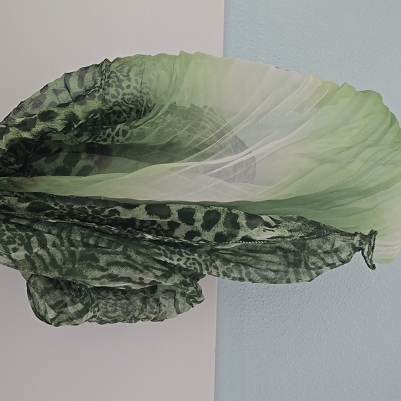 Green Reptile Habitat Decor - Picture 1 of 1